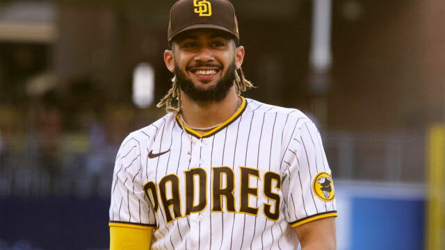 Fernando Tatis Jr. logra su segundo Guante de Oro en los últimos tres años en las Grandes Ligas