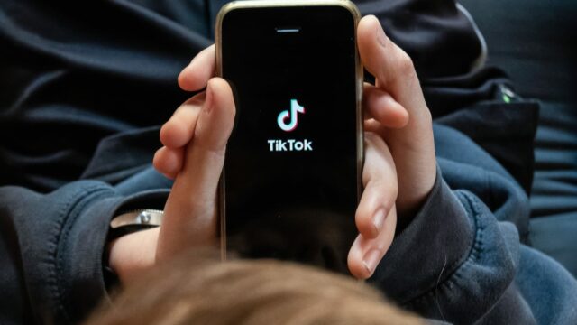 TikTok nuevamente criticado en un informe de Amnistía Internacional