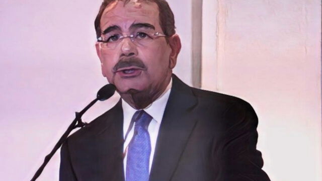 Medina acusa al Gobierno de «devolver al pasado» el programa de Tanda Extendida