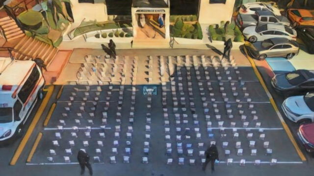 Incautan el mayor cargamento de cocaína de 2025 en Baní; arrestan a tres hombres