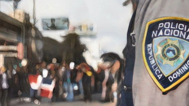 Policías jubilados enfrentan crisis de «muerte anticipada» con pensiones de RD$10,000; falta ley de actualización