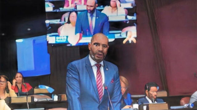 Nuevo Título Diputados aprueban incentivos económicos para médicos especialistas que trabajen en la frontera