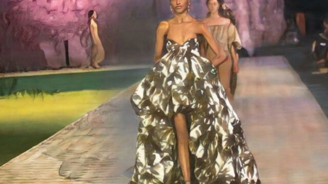 Óscar de la Renta celebra 60 años con un histórico desfile en la Fortaleza Ozama inspirado en paisajes dominicanos