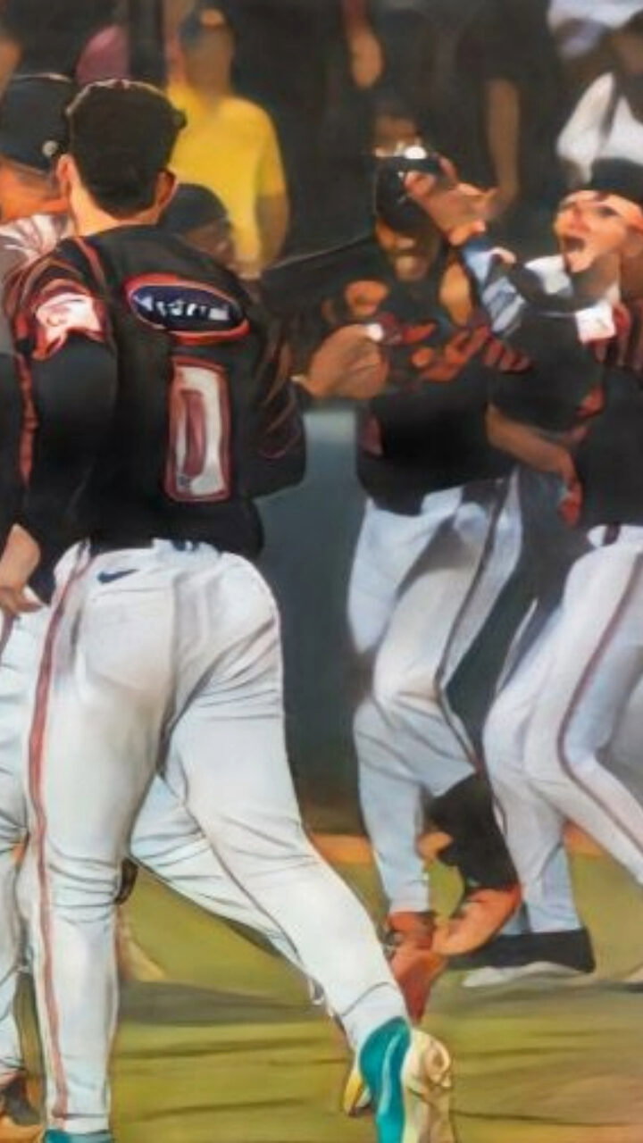 ¡A la final! Los Toros del Este vencen a las Águilas en un partido histórico y dramático.