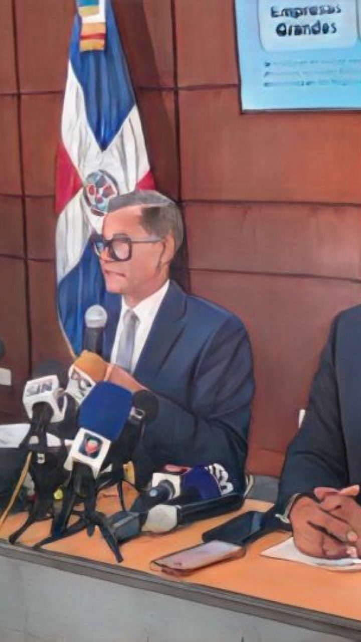 Salario mínimo sube un 8% este febrero: Empresas grandes alcanzarán los RD$29,988.