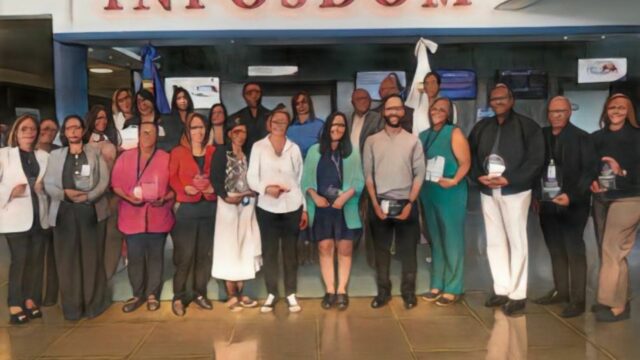 INPOSDOM premia la excelencia: Erick Guzmán reconoce a los 23 mejores servidores públicos de 2025.