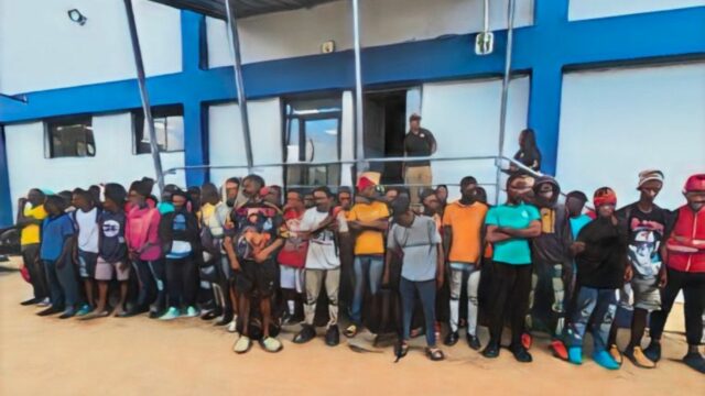 Ejército detiene a 245 haitianos indocumentados en operativos en Dajabón.