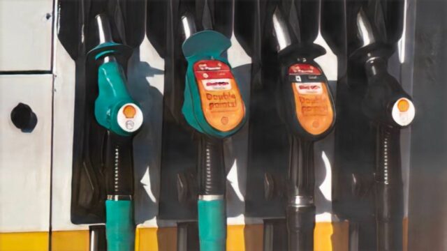 El petróleo roza los 80 dólares y el gas se dispara un 20 %