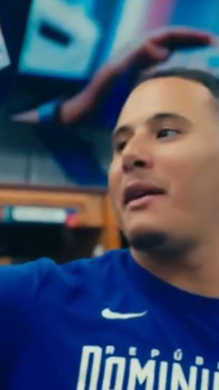 Manny Machado y la selección reciben la nueva cédula dominicana previo al Clásico