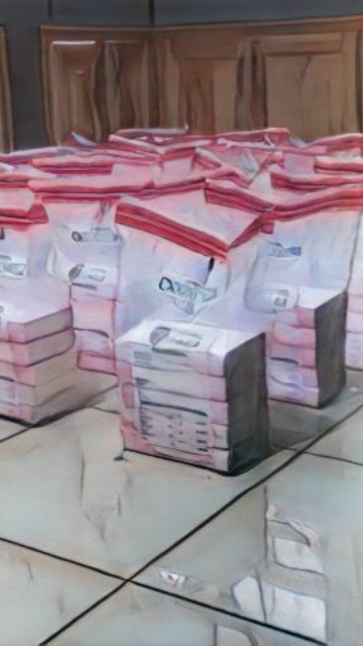 Incautan 150 paquetes de cocaína en maletas «huérfanas» procedentes de Colombia