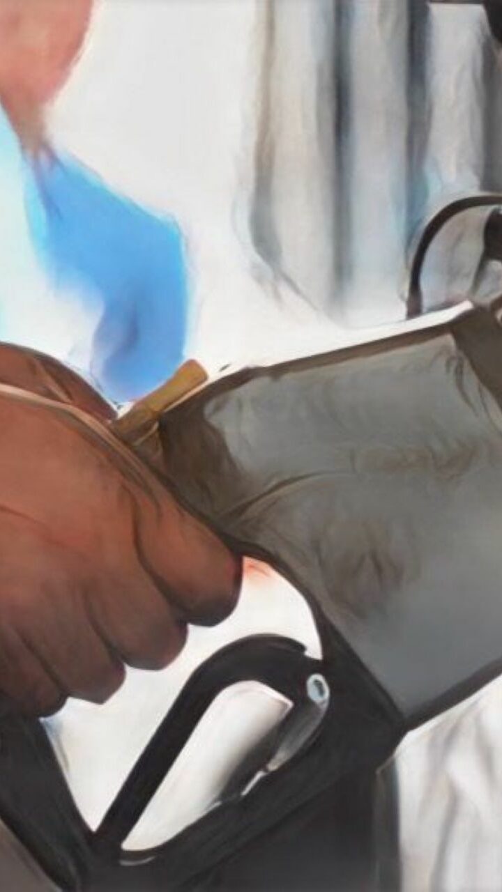 Choferes mantienen tarifas de pasajes pese a crisis petrolera