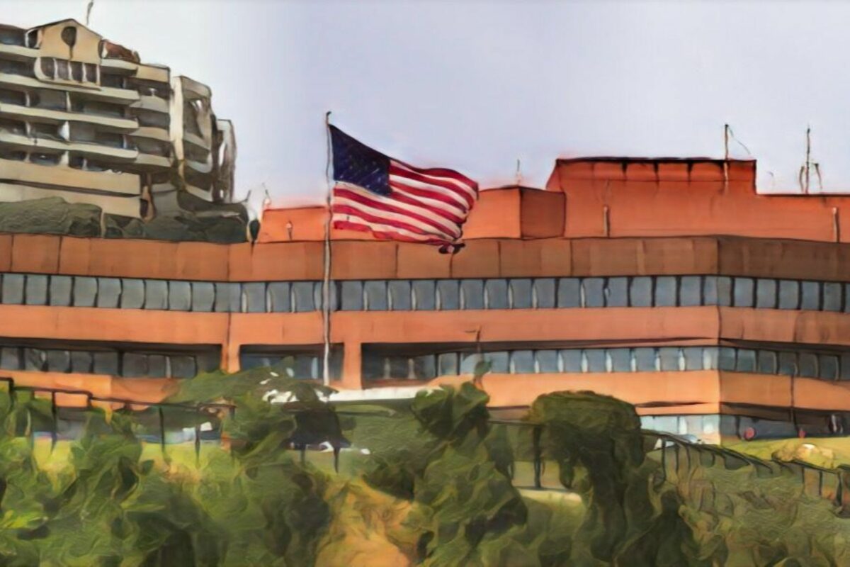 EE. UU. reabre oficialmente su embajada en Caracas tras siete años de cierre