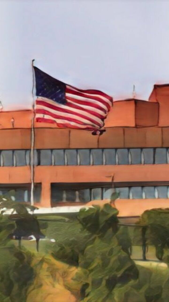 EE. UU. reabre oficialmente su embajada en Caracas tras siete años de cierre