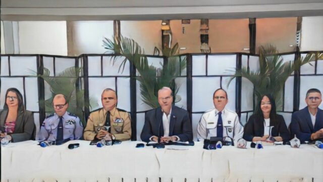 Abinader pasa balance a la seguridad ciudadana en medio de reformas clave
