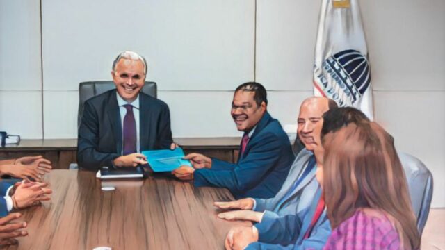 Alianza por la UASD: Silverio y De Camps trazan ruta para la innovación docente