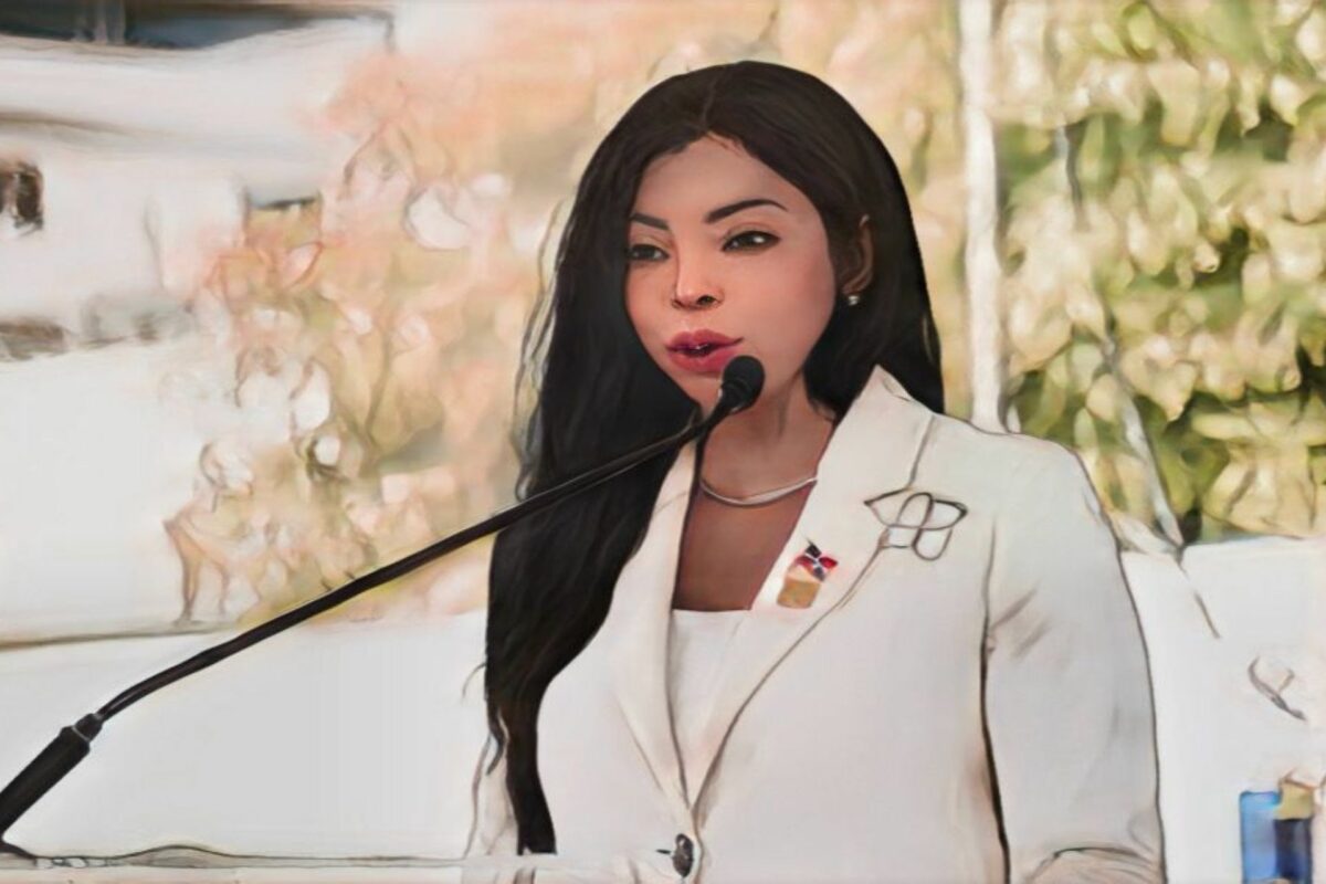 Yeni Berenice Reynoso arremete contra jueces por fallos con «falencias elementales» en casos de corrupción