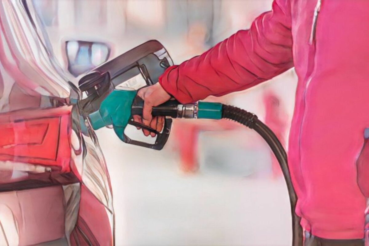 Gobierno dominicano anuncia aumentos en los combustibles y promete congelar los precios si el petróleo no supera los 95 dólares