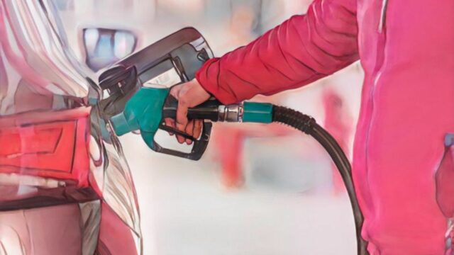 Gobierno dominicano anuncia aumentos en los combustibles y promete congelar los precios si el petróleo no supera los 95 dólares