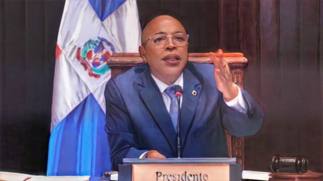 Diputados frenan aprobación de reforma laboral tras llamado al diálogo de Abinader y prorrogan el plazo de la comisión
