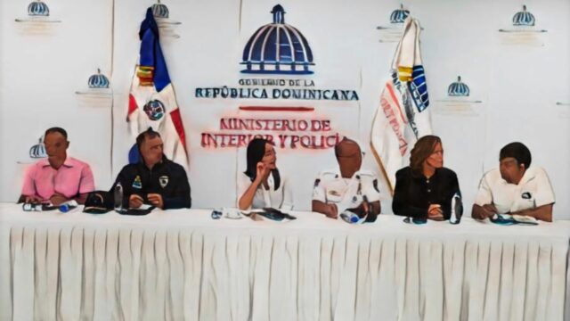Gran Santo Domingo: Plan conjunto para regularizar paradas y chalecos de motoconchistas