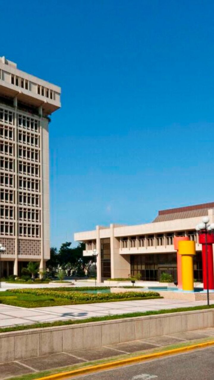 Economía dominicana se acelera: El PIB crece un 4.7% en mayo impulsado por la construcción y el turismo
