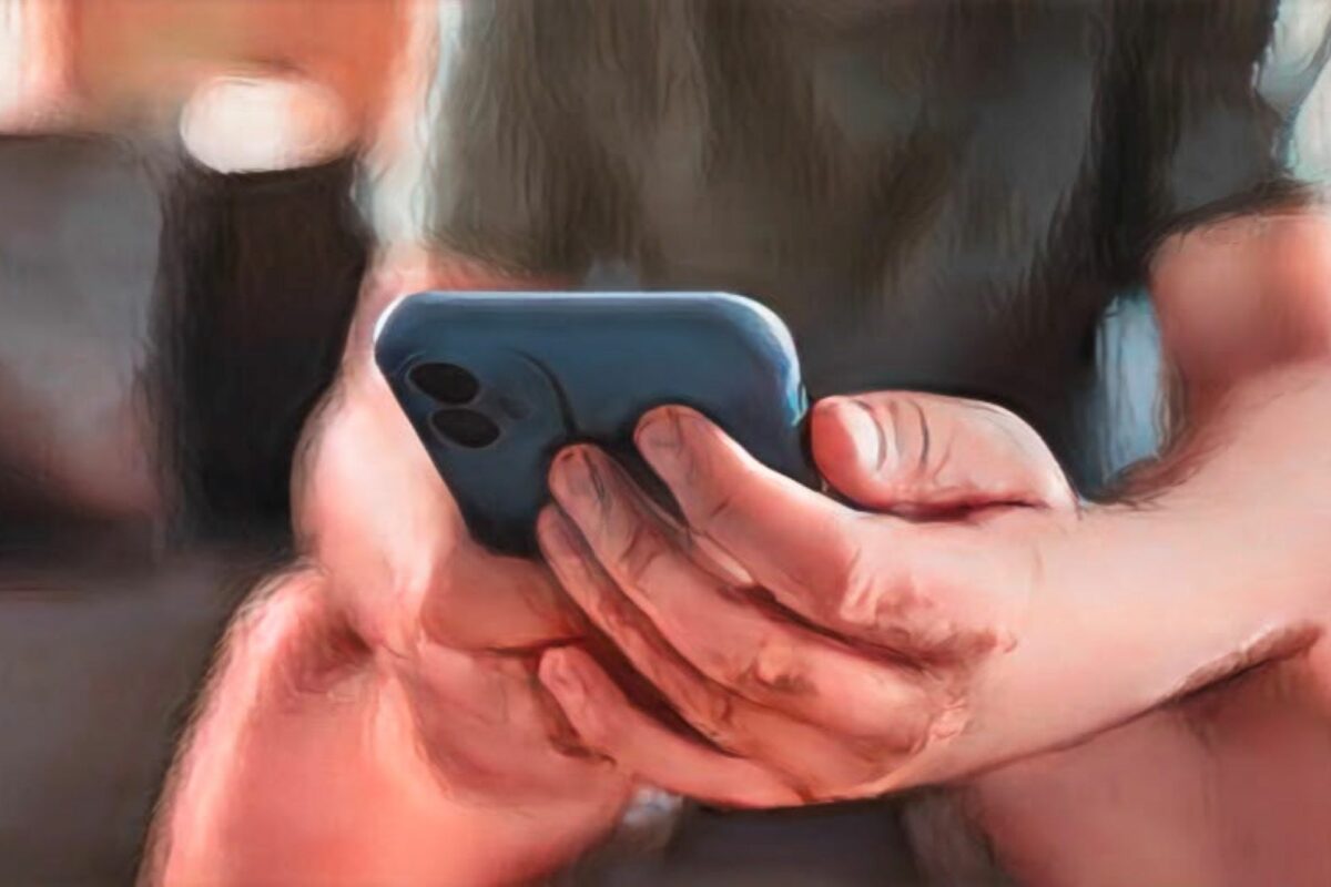 El peligro está en la pantalla: 98 % de los casos de trata y explotación infantil inician mediante captación digital El peligro está en la pantalla: 98 % de los casos de trata y explotación infantil inician mediante captación digital