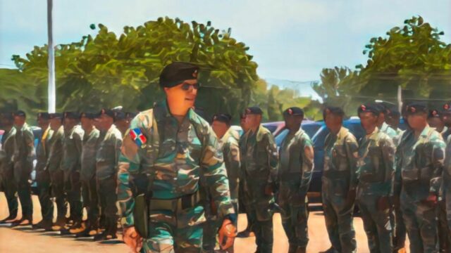 Comandante del Ejército supervisa unidades militares en la Carretera Internacional y la frontera norte