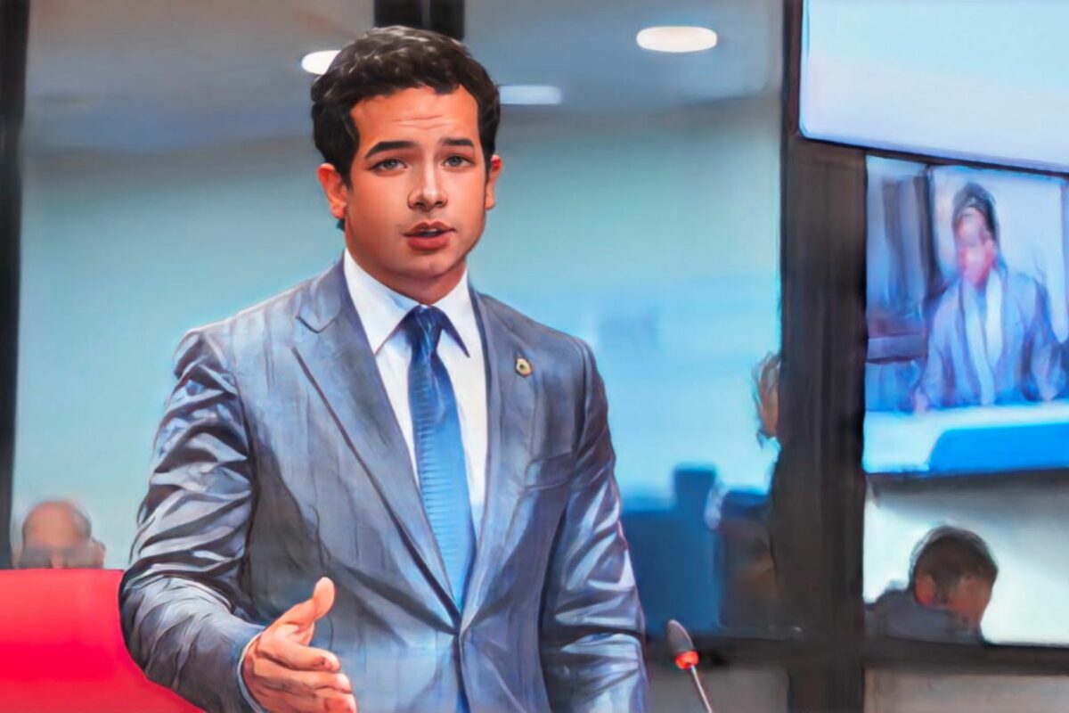 Omar Fernández critica la celeridad del Gobierno para aplicar impuestos en contraste con el alivio fiscal Omar Fernández critica la celeridad del Gobierno para aplicar impuestos en contraste con el alivio fiscal