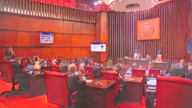 Senado aprueba en primera lectura las reformas a la Ley Orgánica de la Policía Nacional tras una sesión maratónica