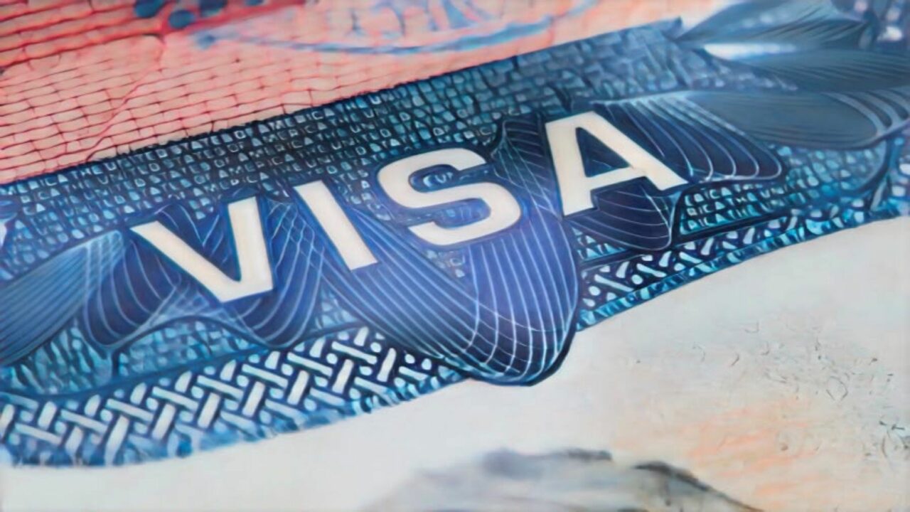 EE. UU. cancela 600 visas por «turismo de parto», con dominicanas entre las afectadas