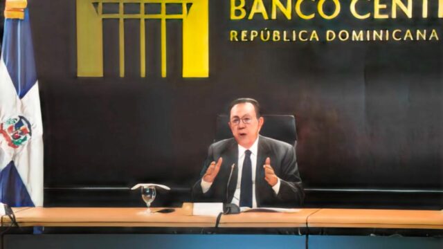 Héctor Valdez Albizu es ratificado por 15.ª vez en el Banco Central: alcanzará los 30 años al frente de la entidad
