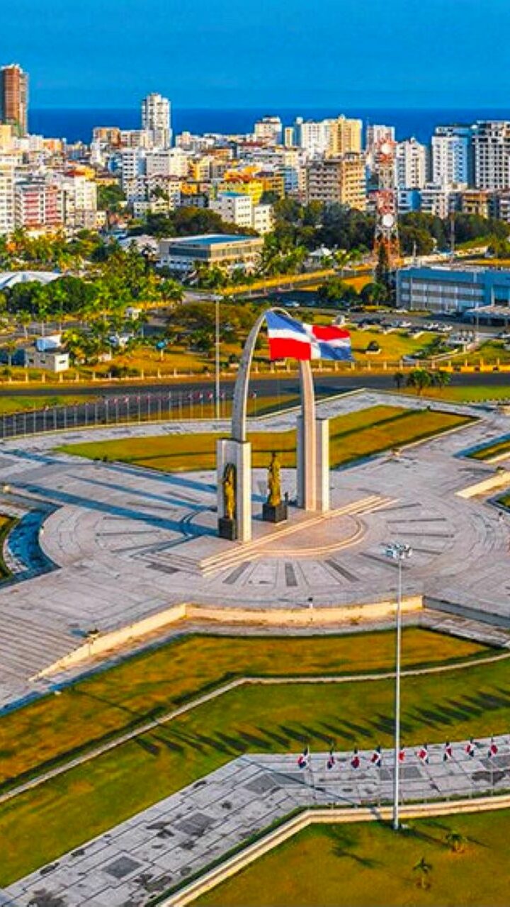La economía dominicana crecerá un 4.0 % en 2026 y liderará la expansión regional, proyecta la Cepal