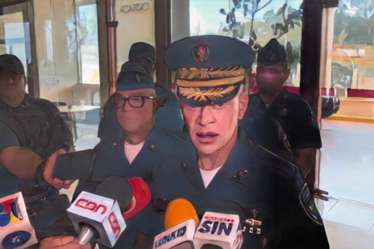 El director de la Policía Nacional recorre el Cibao para promover cercanía con la ciudadanía