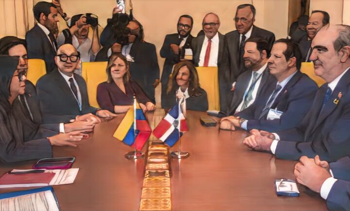 Abinader y Delcy Rodríguez abordan cooperación energética, reapertura consular y turismo durante reunión bilateral en Roma